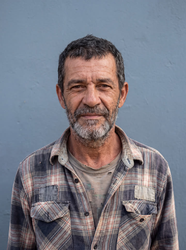 o visitante, portrait